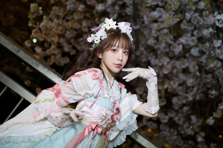 水淼Aqua《Fantia 2024年04月 桜が満開🌸》主题写真：17张全套美图