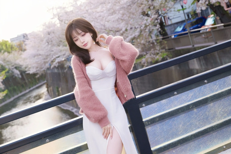 水淼Aqua《Fantia 2024年04月 桜が満開🌸》主题写真：17张全套美图