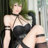 水淼Aqua《Fantia 2024年05月 Übel💚》主题写真：33张全套美图