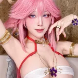 水淼Aqua《Fantia 2024年05月 八重神子🌸踊り子》主题写真：40张全套美图
