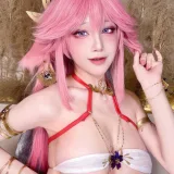 水淼Aqua《Fantia 2024年05月 八重神子🌸踊り子》主题写真：40张全套美图