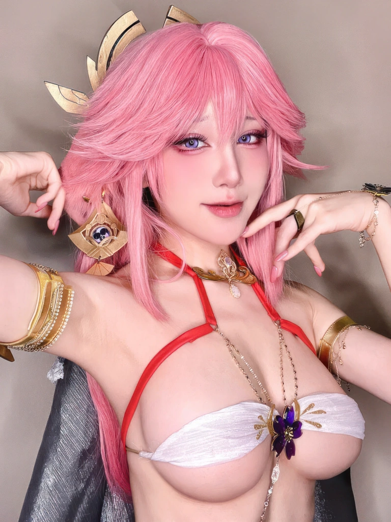 水淼Aqua《Fantia 2024年05月 八重神子🌸踊り子》主题写真：40张全套美图