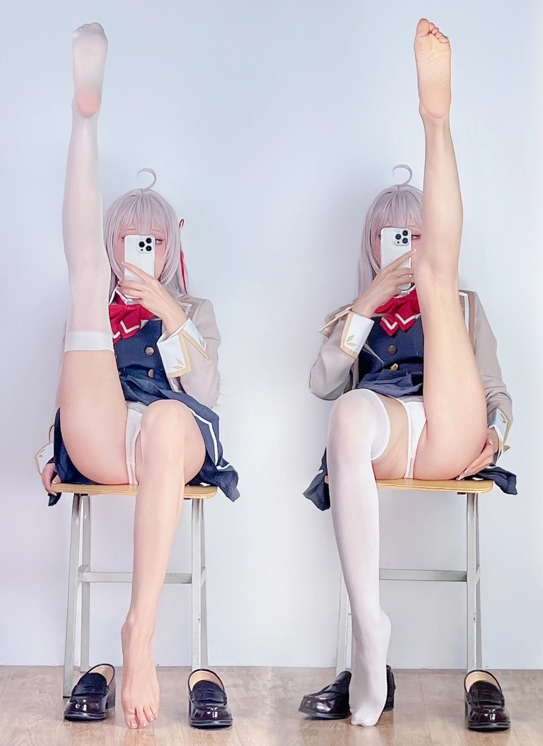 水淼Aqua《Fantia 2024年10月会员合集（2期）》主题写真：40张全套美图