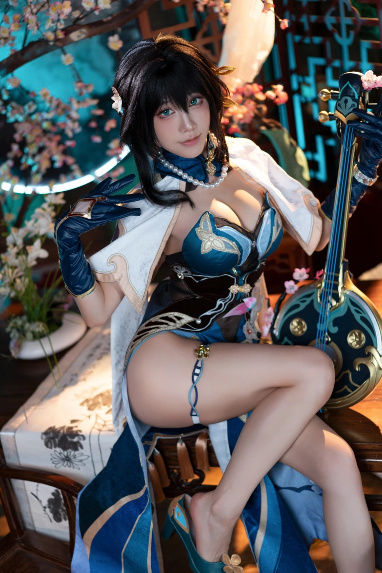 水淼Aqua《24年12月の会員特典》主题写真：227张全套美图