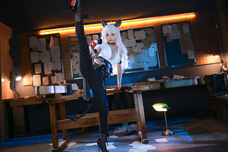 水淼Aqua《鸣潮 赞妮》主题写真：69张全套美图