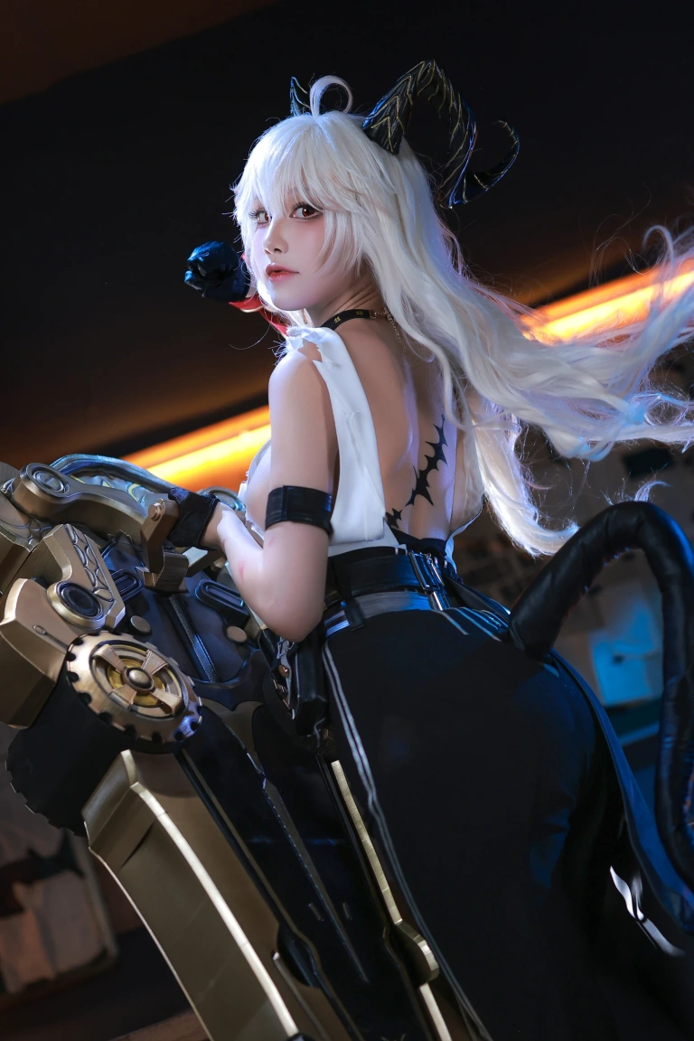 水淼Aqua《鸣潮 赞妮》主题写真：69张全套美图