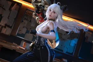 水淼Aqua《鸣潮 赞妮》主题写真：69张全套美图