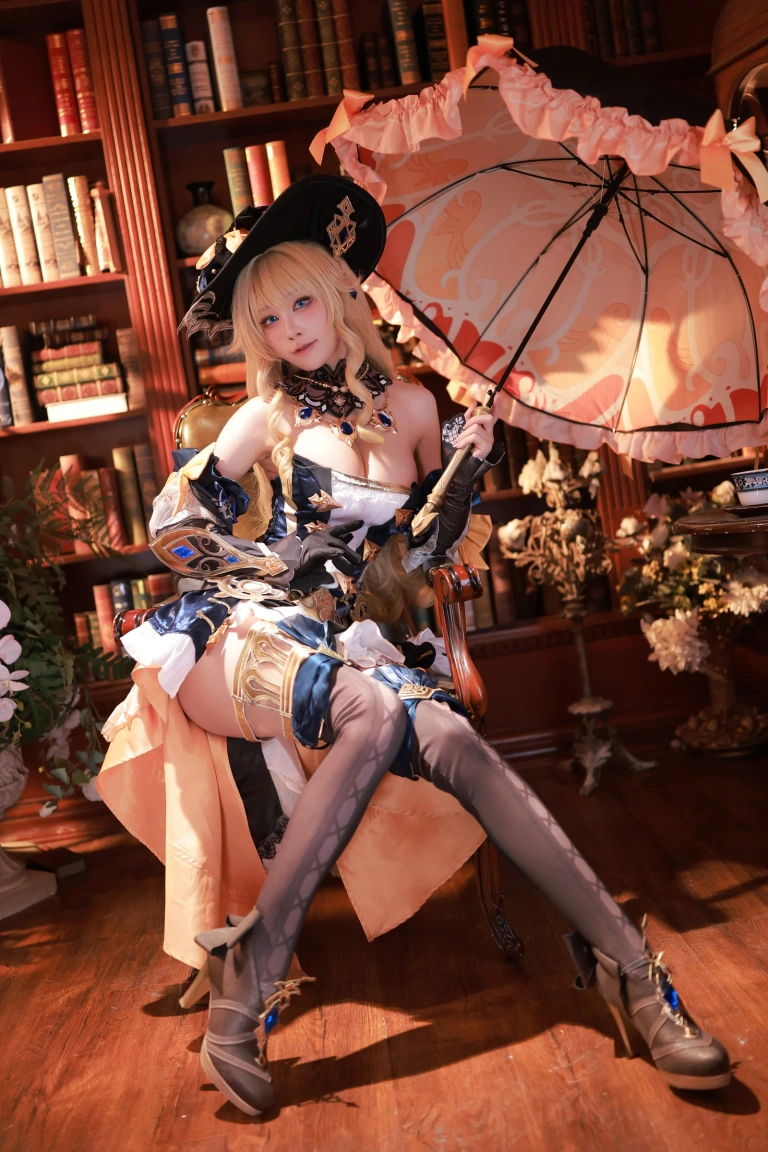 水淼Aqua《原神 娜维娅》主题写真：57张全套美图