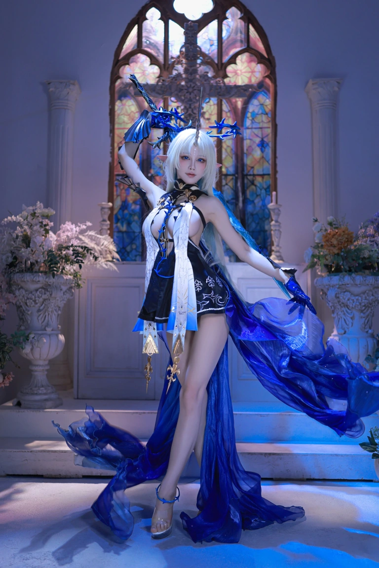 水淼Aqua《Fantia 2025年06月会员合集（3期）》主题写真：187张全套美图