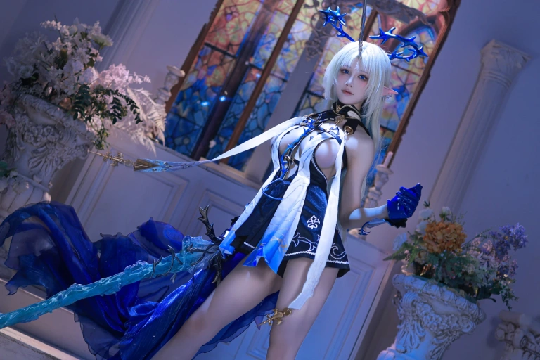 水淼Aqua《Fantia 2025年06月会员合集（3期）》主题写真：187张全套美图