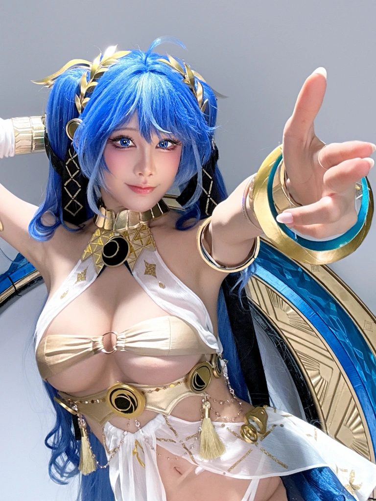 水淼Aqua《Patreon 鸣潮 尤诺自拍》主题写真：45张全套美图
