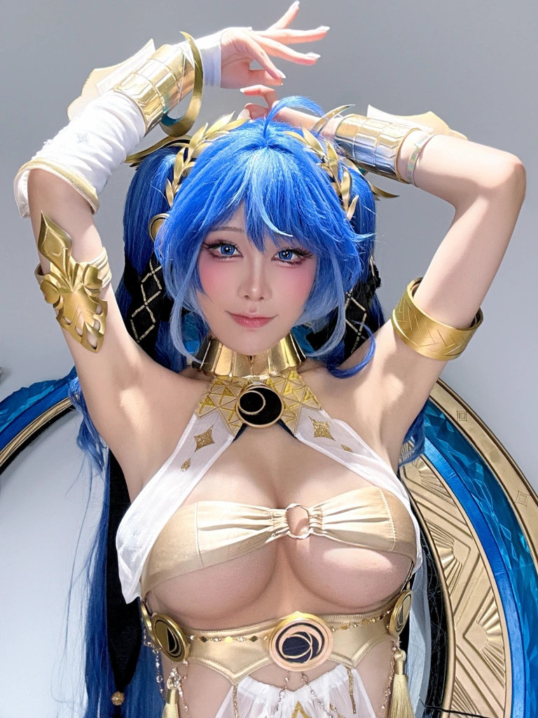 水淼Aqua《Patreon 鸣潮 尤诺自拍》主题写真：45张全套美图