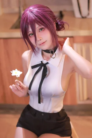 水淼Aqua《Patreon 链锯人 蕾塞Reze》主题写真：60张全套美图