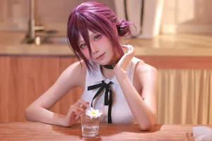 水淼Aqua《Patreon 链锯人 蕾塞Reze》主题写真：60张全套美图