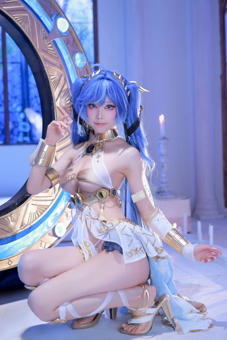 水淼Aqua《Patreon 鸣潮 尤诺》主题写真：65张全套美图