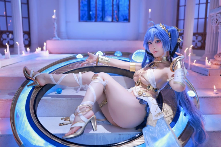 水淼Aqua《Patreon 鸣潮 尤诺》主题写真：65张全套美图
