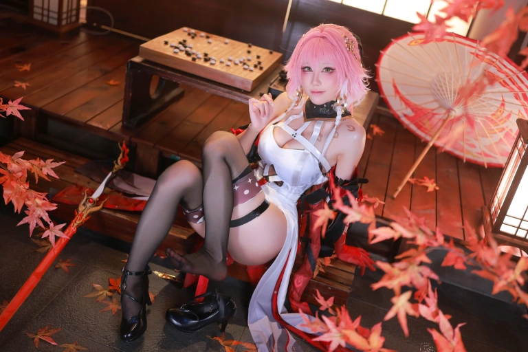 水淼Aqua《鸣潮 长离》主题写真：52张全套美图