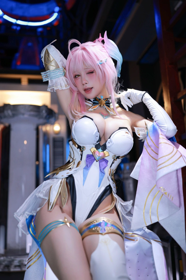 水淼Aqua《鸣潮 爱弥斯》主题写真：61张全套美图