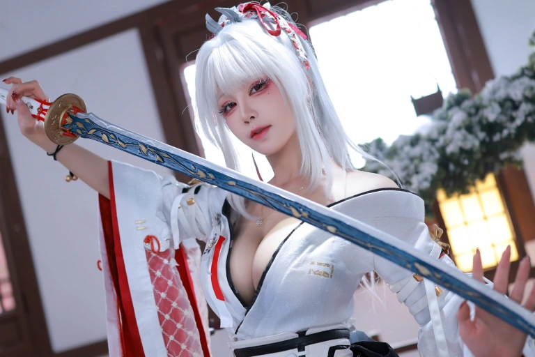 水淼Aqua《鸣潮 绯雪》主题写真：51张全套美图