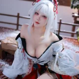 水淼Aqua《鸣潮 绯雪》主题写真：51张全套美图