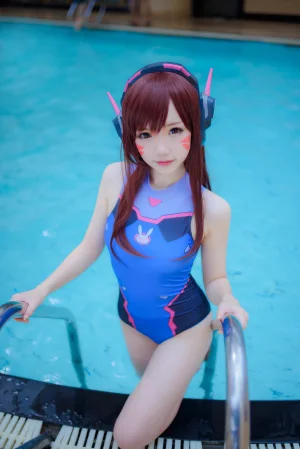 雪晴Astra《写真Vol.6 Overwatch-D.Va水着》主题写真：31张全套美图