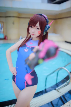 雪晴Astra《写真Vol.6 Overwatch-D.Va水着》主题写真：31张全套美图