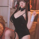 雪晴Astra《写真Vol.9 黑丝兔女郎》主题写真：17张全套美图
