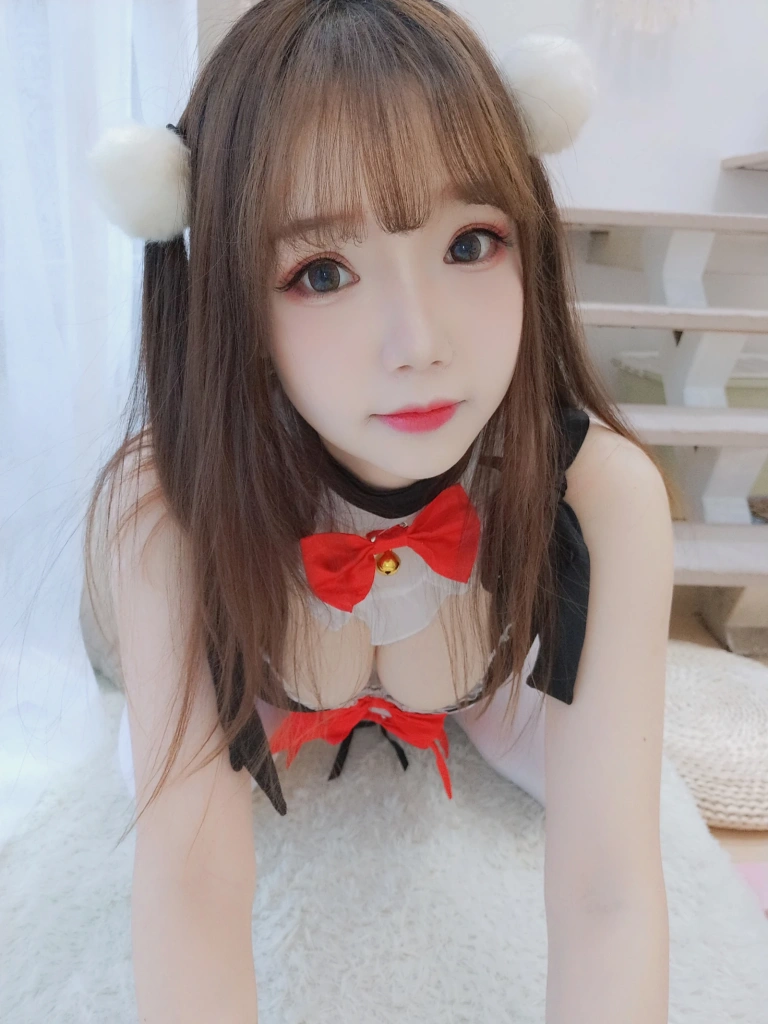 雪晴Astra《自撮りVol.13 元宵节雪宝》主题写真：61张全套美图，含3个视频