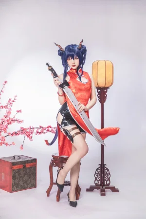 雪晴Astra《写真Vol.14 明日方舟 陈 旗袍》主题写真：18张全套美图