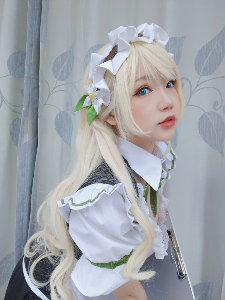 雪晴Astra《自撮りVol.15 Grainne Draser 女仆》主题写真：49张全套美图