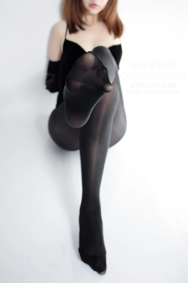 雪晴Astra《写真Vol.20（WTMSB-002）黑丝兔女郎》主题写真：143张全套美图，含1个视频