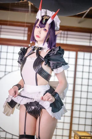 雪晴Astra《酒吞童子女仆》主题写真：62张全套美图，含13个视频