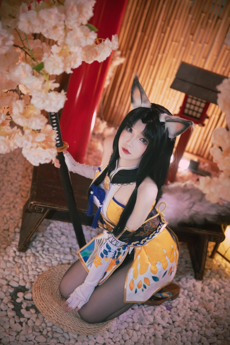 雪晴Astra《永劫无间 黑胡桃》主题写真：12张全套美图