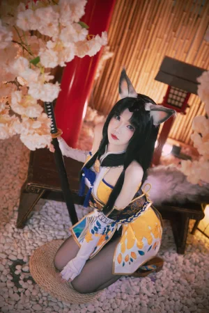 雪晴Astra《永劫无间 黑胡桃》主题写真：12张全套美图