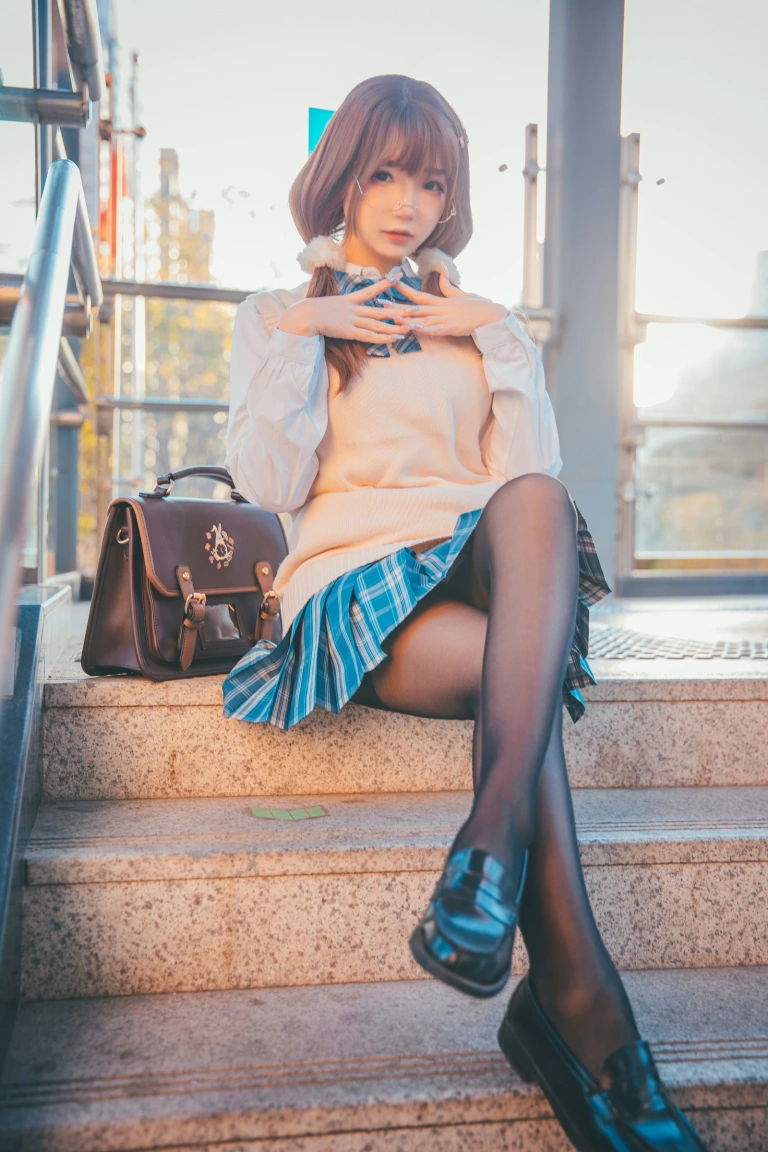 雪晴Astra《JK夕阳》主题写真：25张全套美图