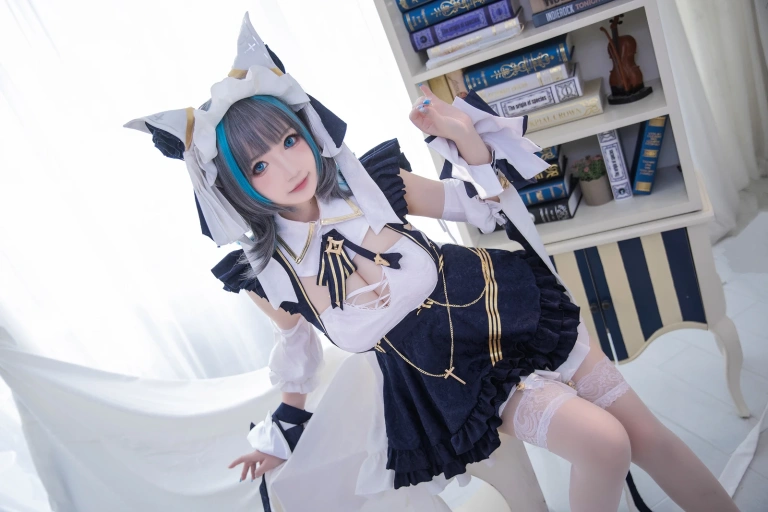 雪晴Astra《Azure Lane 柴郡》主题写真：18张全套美图