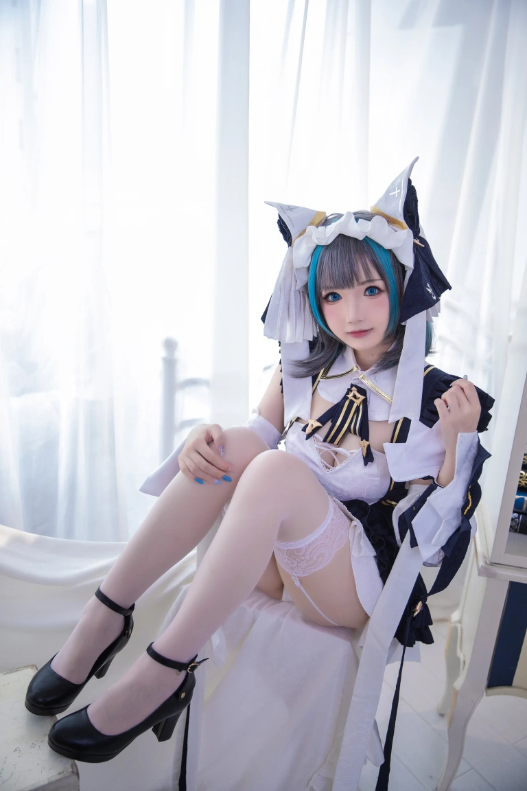 雪晴Astra《Azure Lane 柴郡》主题写真：18张全套美图