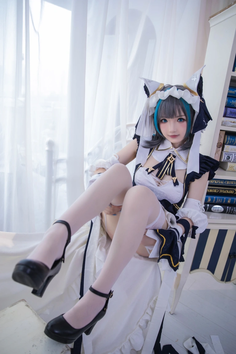 雪晴Astra《Azure Lane 柴郡》主题写真：18张全套美图