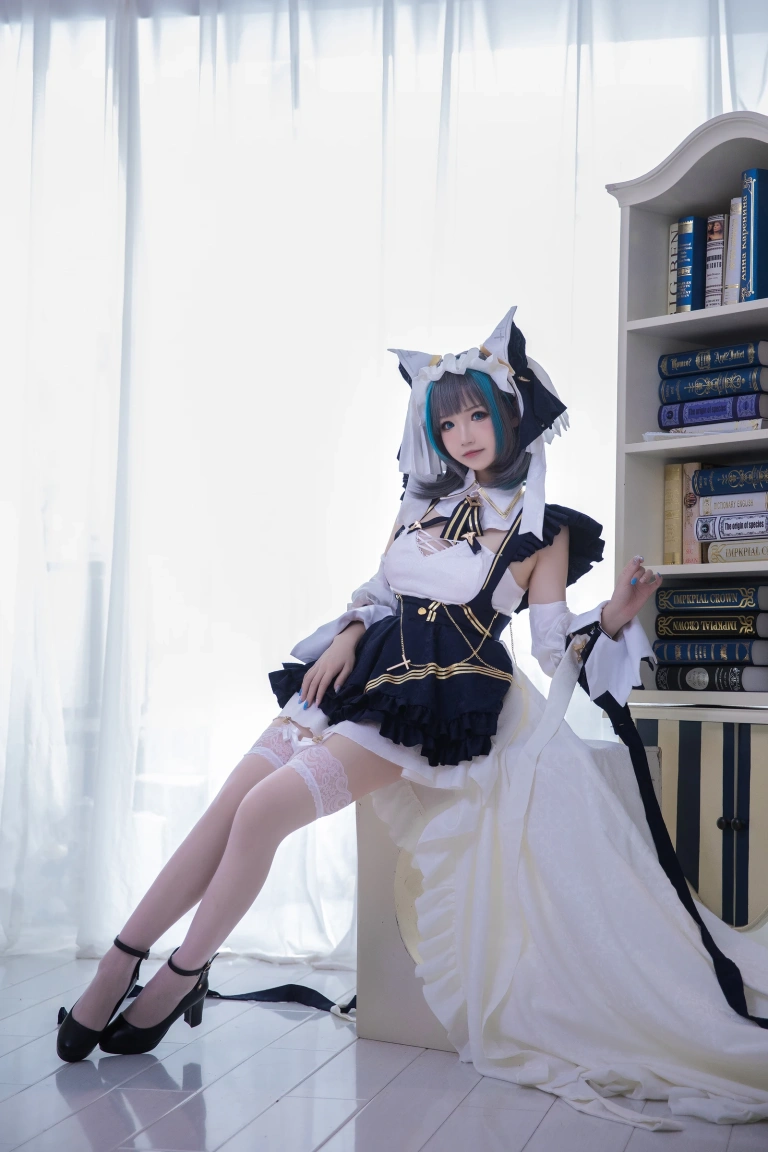雪晴Astra《Azure Lane 柴郡》主题写真：18张全套美图