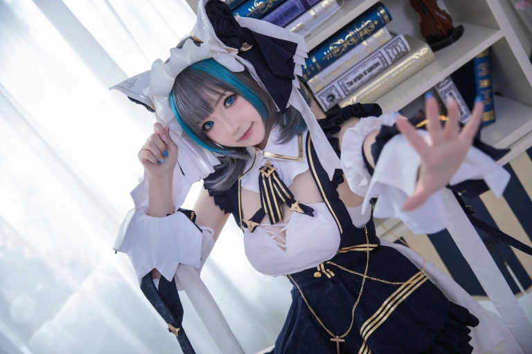 雪晴Astra《Azure Lane 柴郡》主题写真：18张全套美图