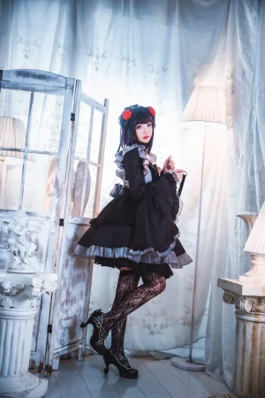 雪晴Astra《喜多川黑江雫》主题写真：45张全套美图
