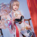 雪晴Astra《崩坏3 丽塔·浣溪沙旗袍》主题写真：56张全套美图