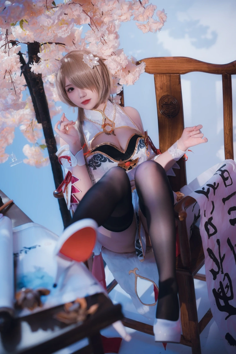 雪晴Astra《崩坏3 丽塔·浣溪沙旗袍》主题写真：56张全套美图
