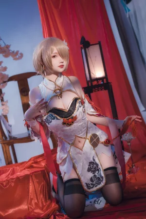 雪晴Astra《崩坏3 丽塔·浣溪沙旗袍》主题写真：56张全套美图