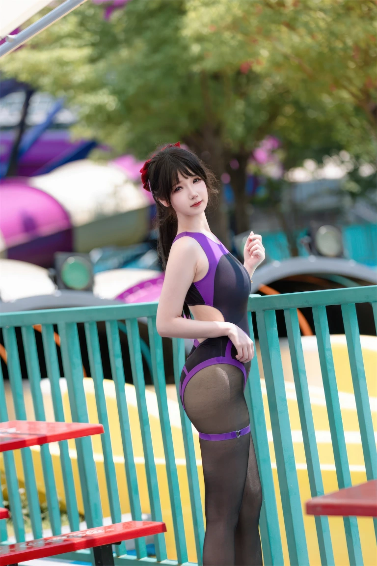 雪晴Astra《紫色恶魔竞泳》主题写真：50张全套美图