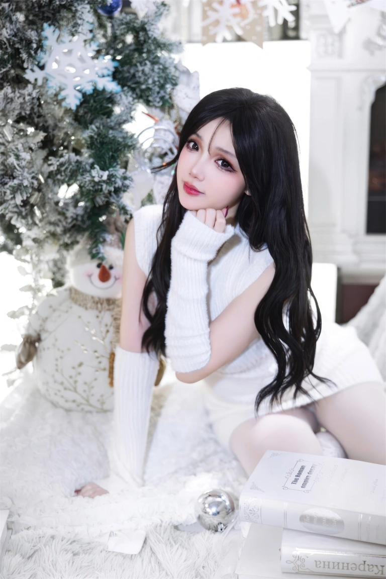 雪晴Astra《圣诞节 白雪》主题写真：123张全套美图，含2个视频