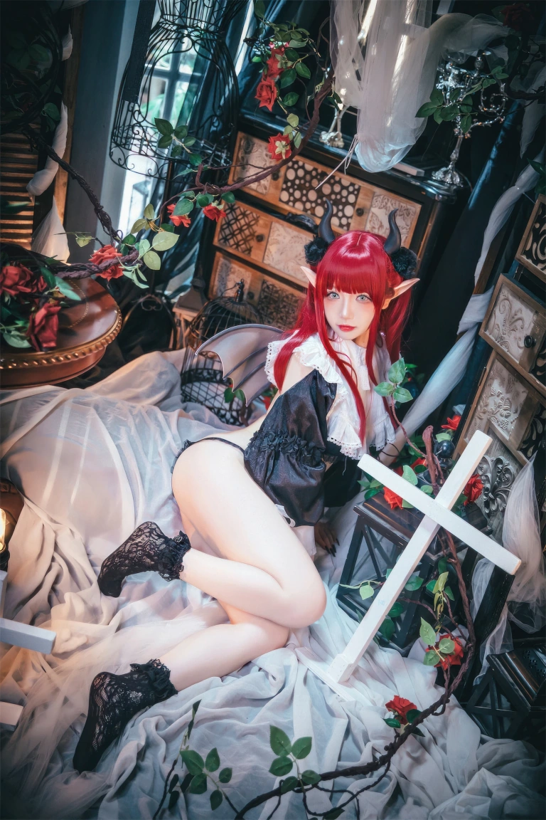 雪晴Astra《喜多川海梦 利兹 恶魔》主题写真：35张全套美图