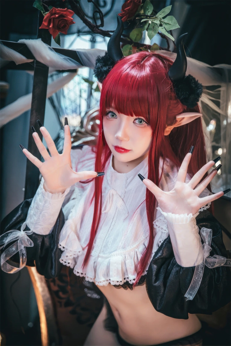 雪晴Astra《喜多川海梦 利兹 恶魔》主题写真：35张全套美图