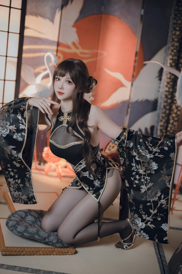 雪晴Astra《金枝玉叶》主题写真：82张全套美图，含10个视频