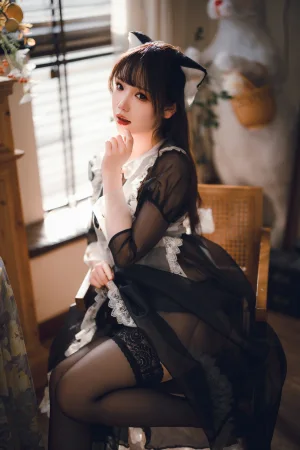 雪晴Astra《2024春季限定 透明女仆》主题写真：71张全套美图，含2个视频